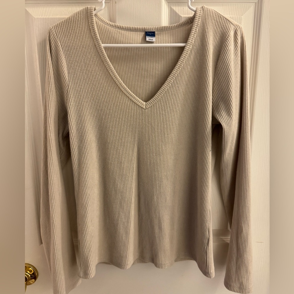 Old Navy Long Sleeve Plush Tee | Size L